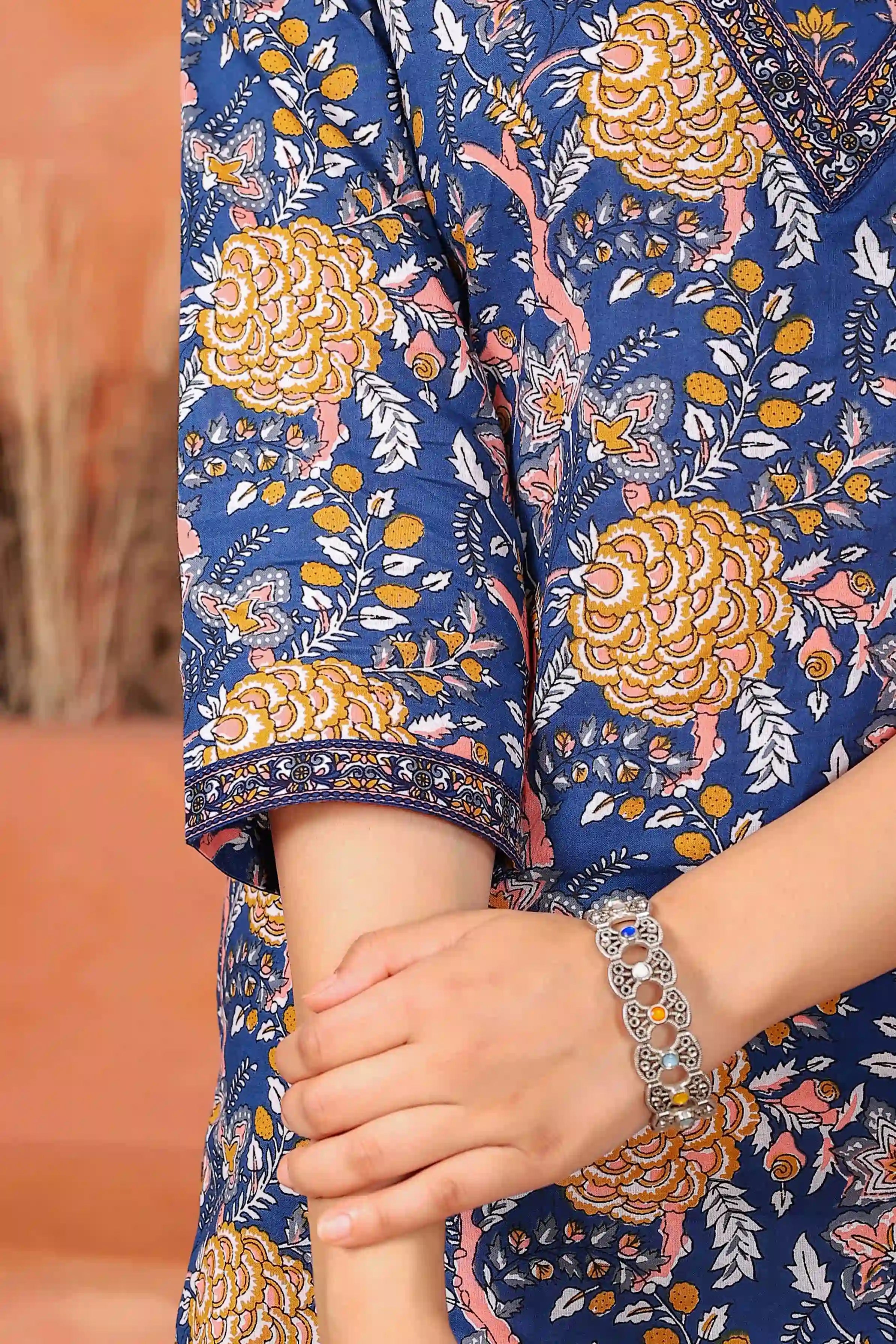 Dark Blue Floral Printed Kurta