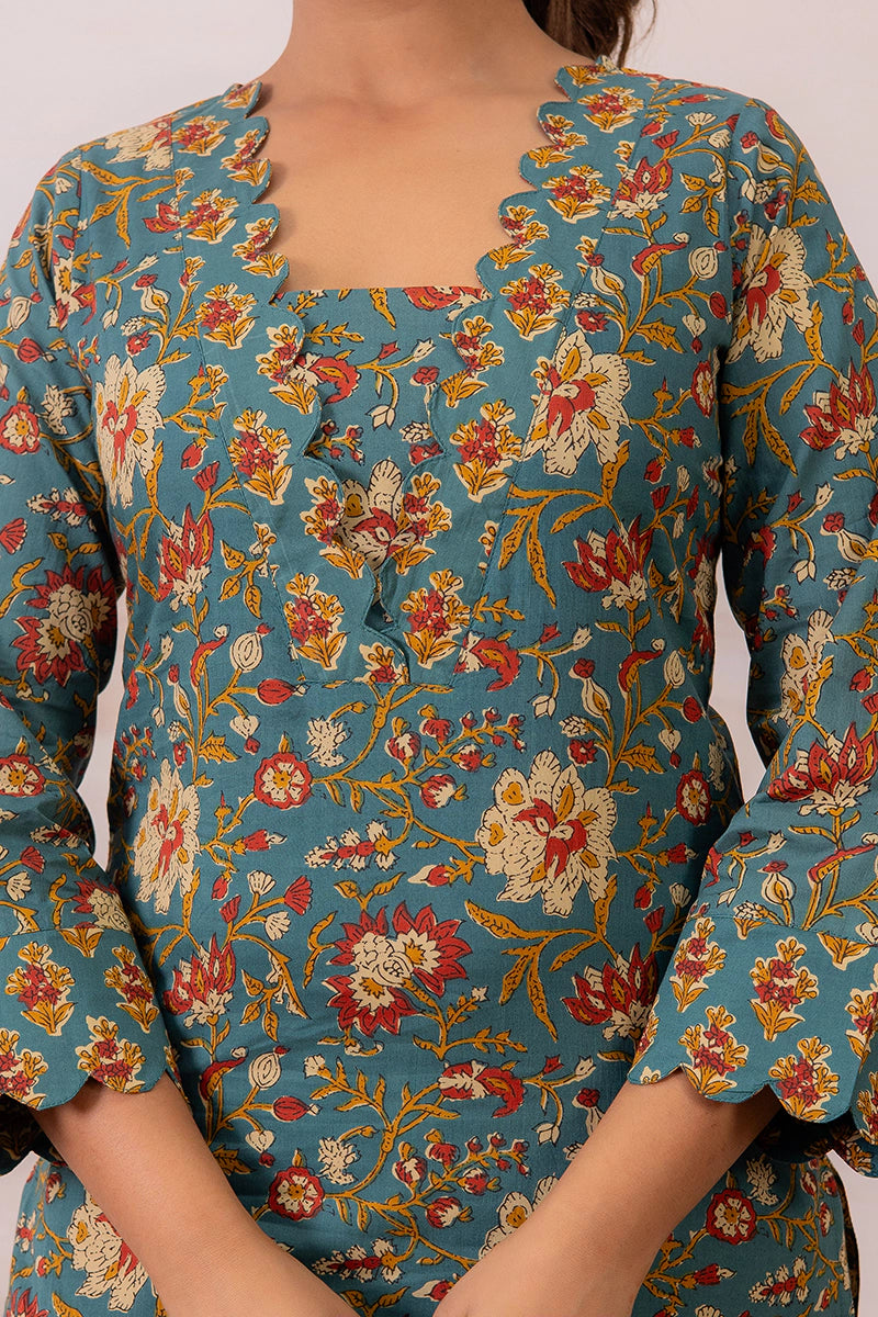 Green Floral Printed Cotton Straight Kurta