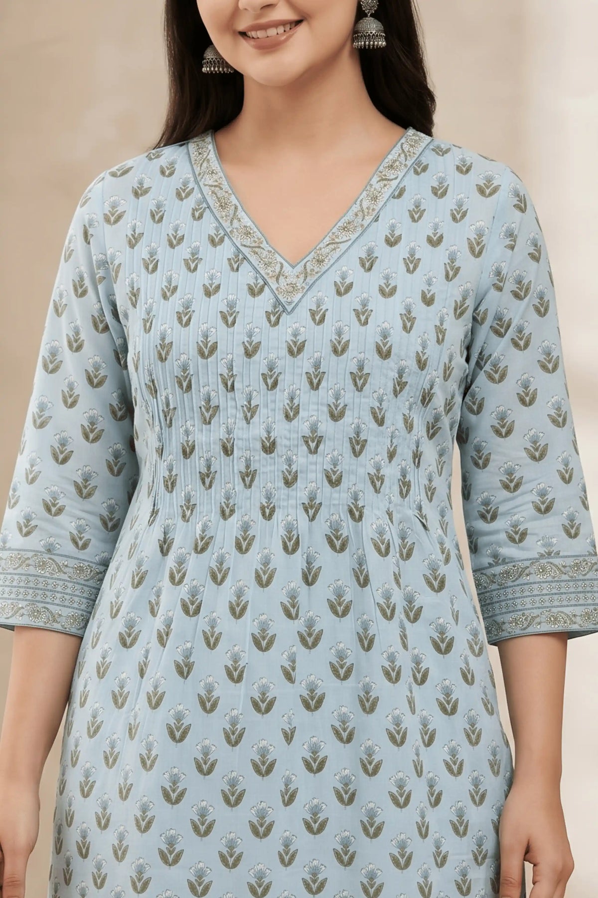 Blue V neck Hand Printed Kurta Set (2 PCS)