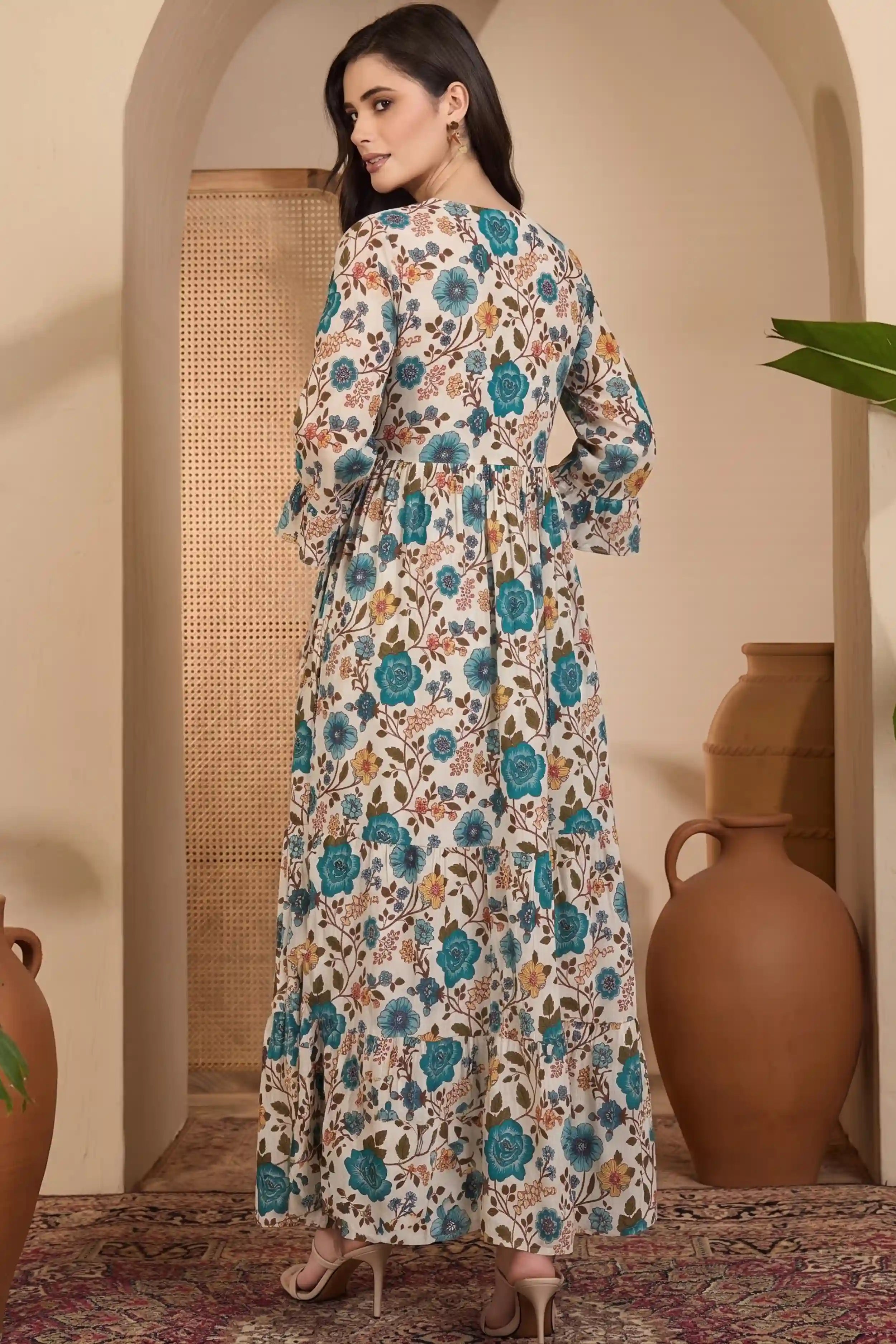 Green Long Printed Tired Dress With Gather