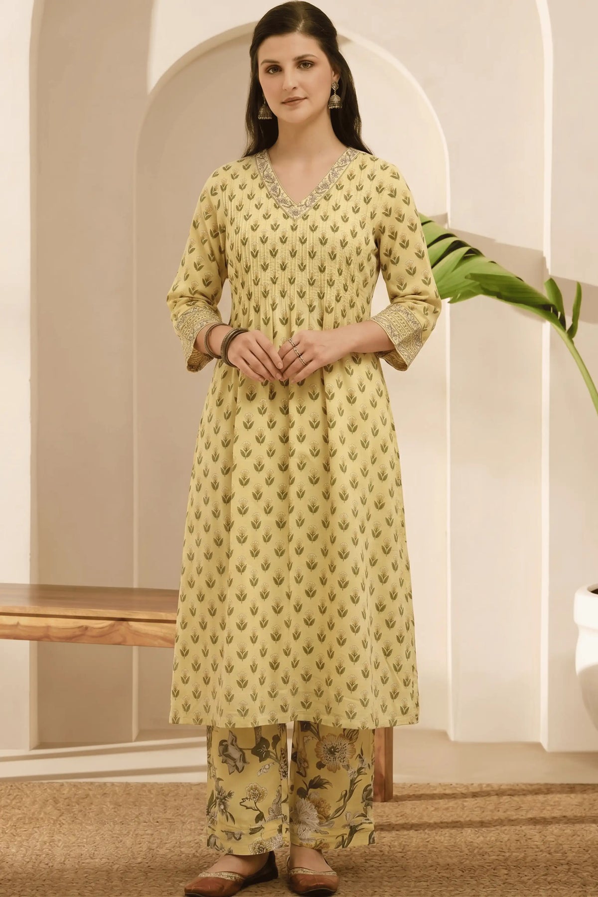 Yellow V neck Hand Printed Kurta Set (2 PCS)