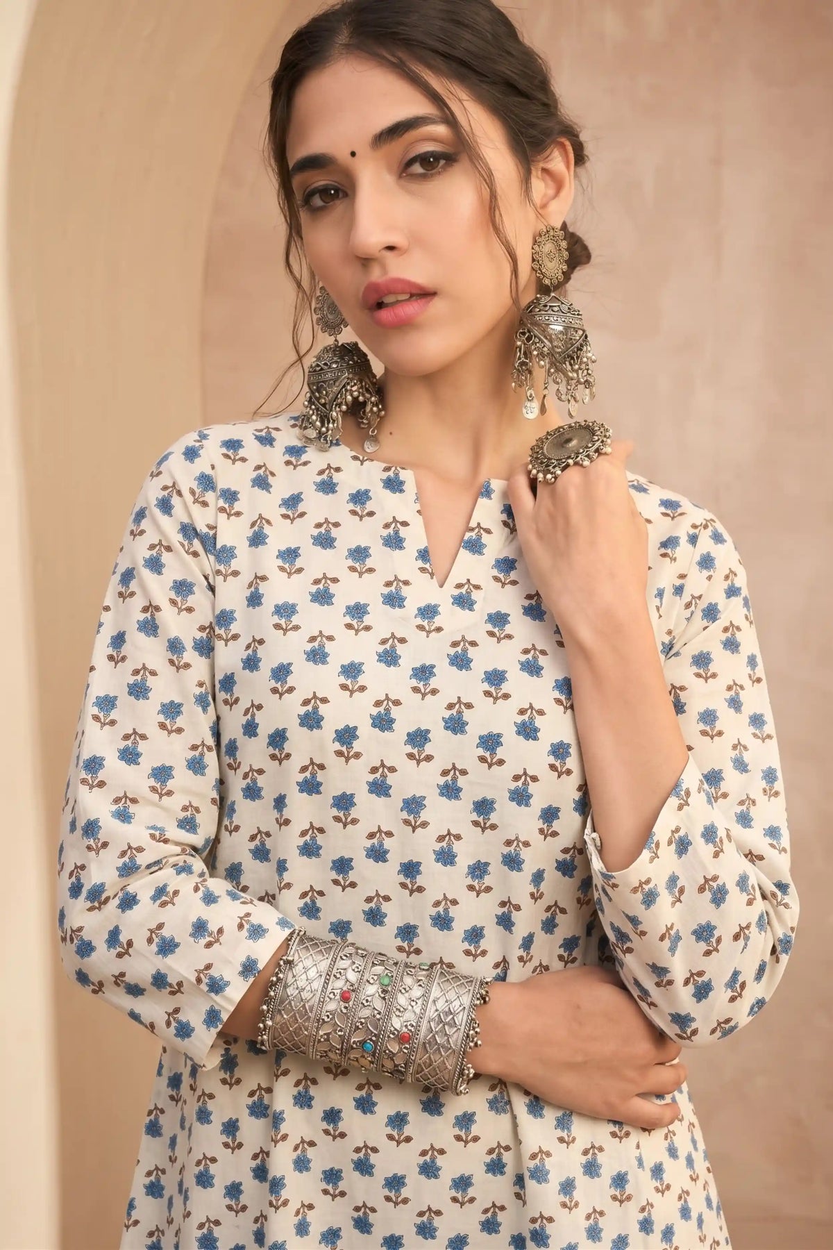 Cream Blue A line kurta With Pocket