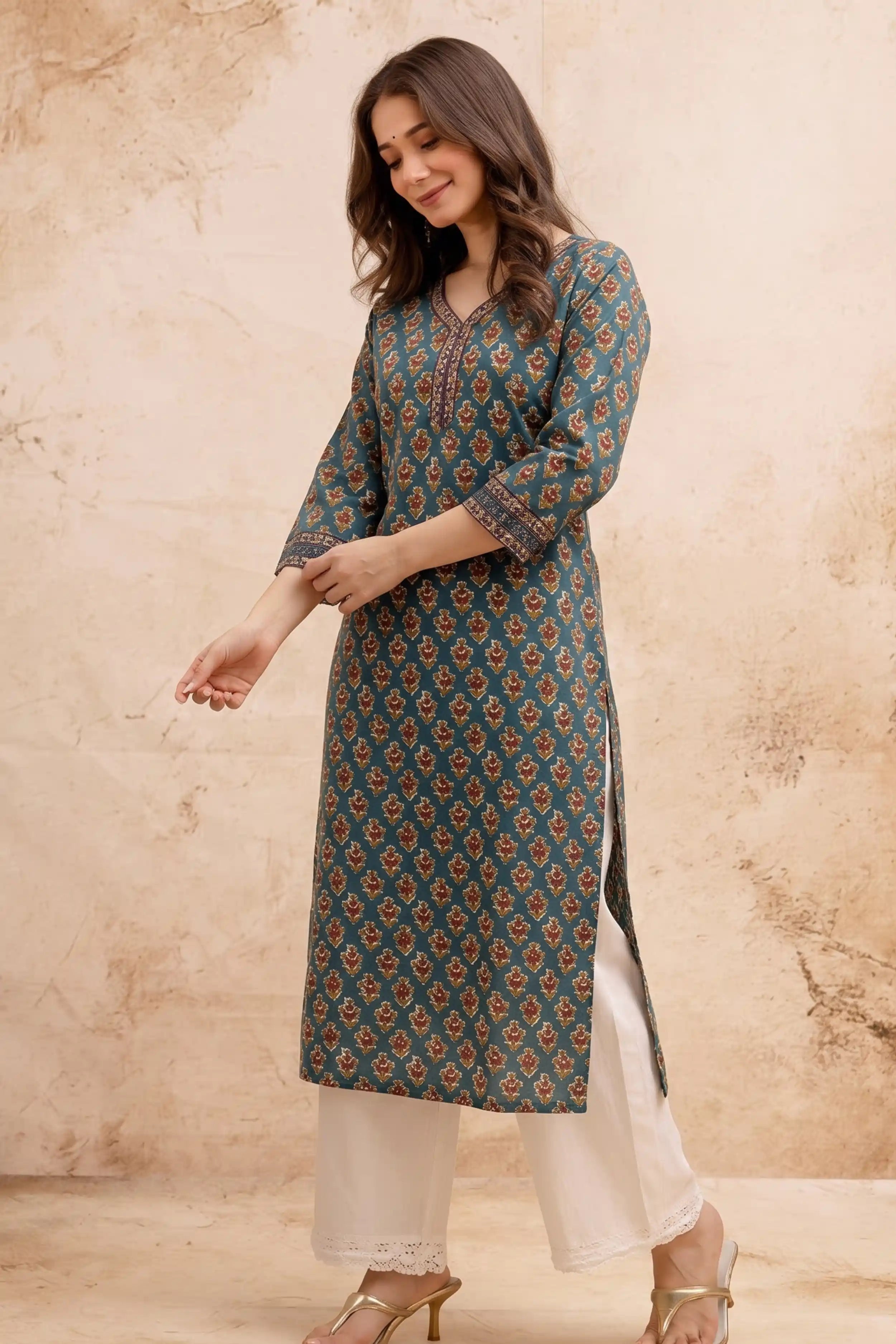 Green V-Neck Hand Printed Straight Kurta