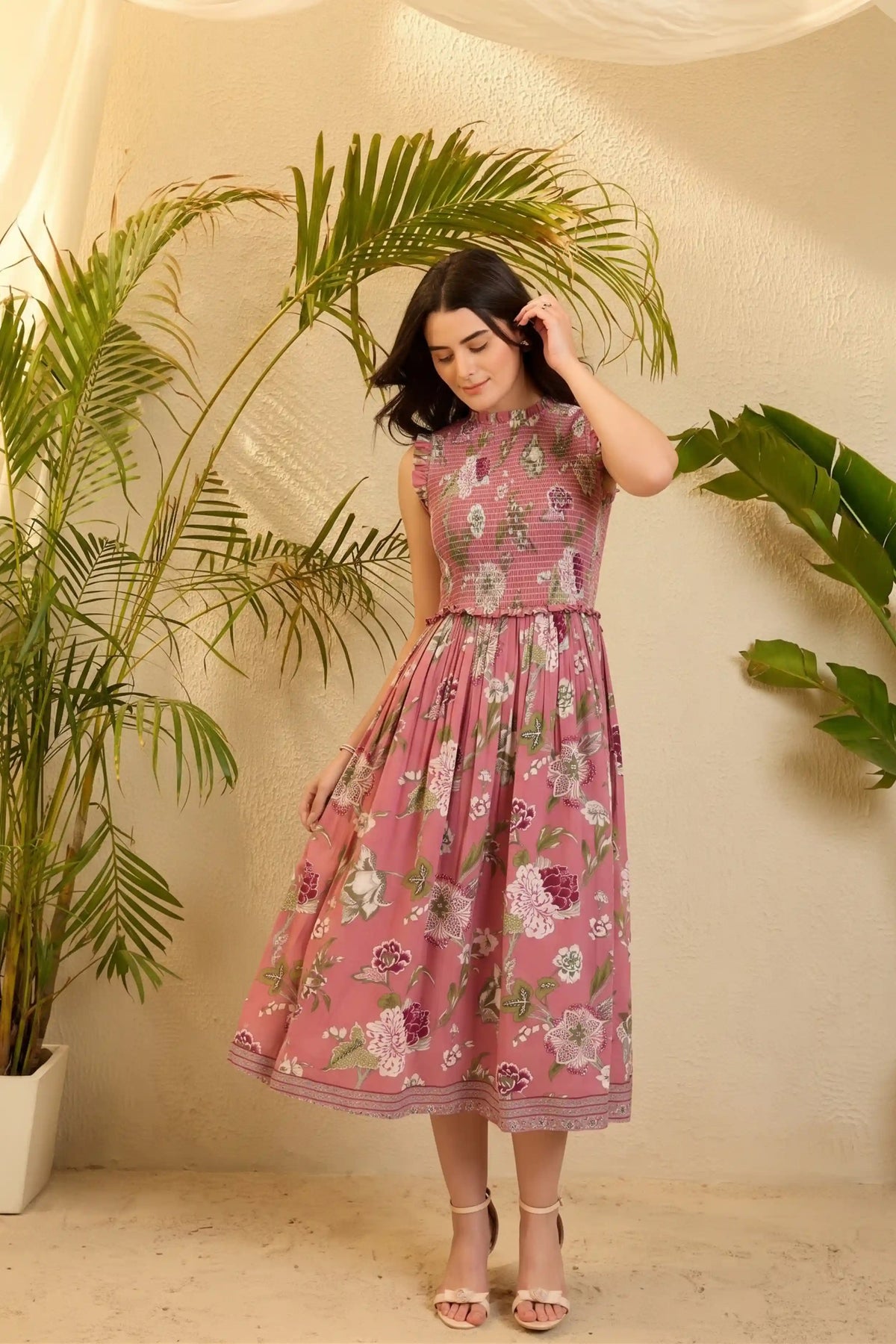 Pink Round Neck Sleeveless Gather Dress