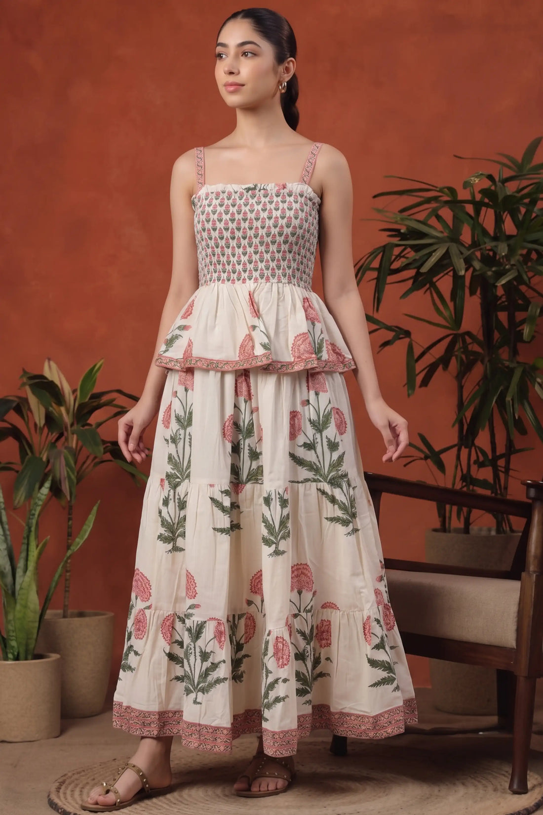 Peach Square Neck Sleeveless Dress