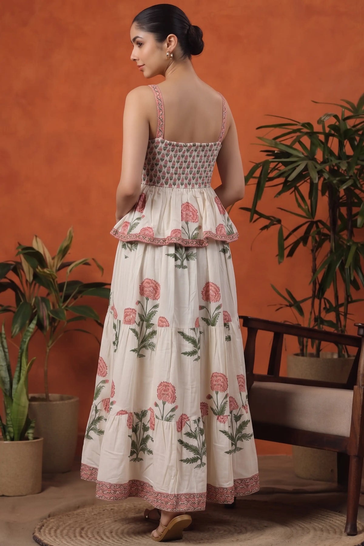 Peach Square Neck Sleeveless Dress