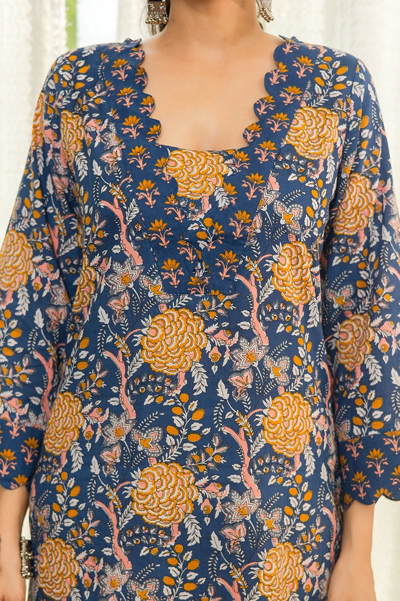 Blue Floral Printed Cotton Straight Kurta
