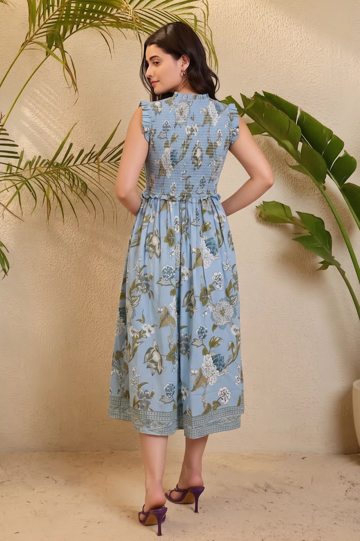 Blue Round Neck Sleeveless Gather Dress