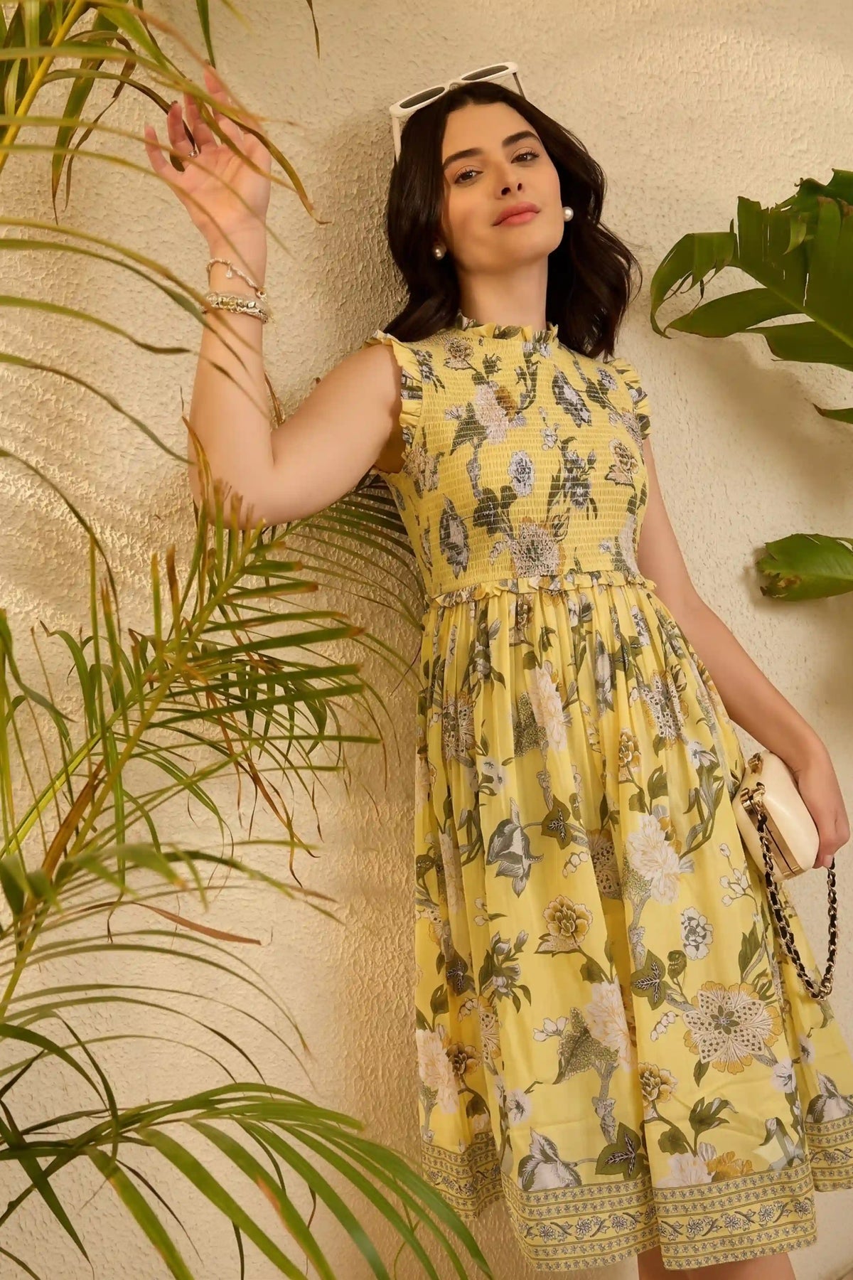 Yellow Round Neck Sleeveless Gather Dress