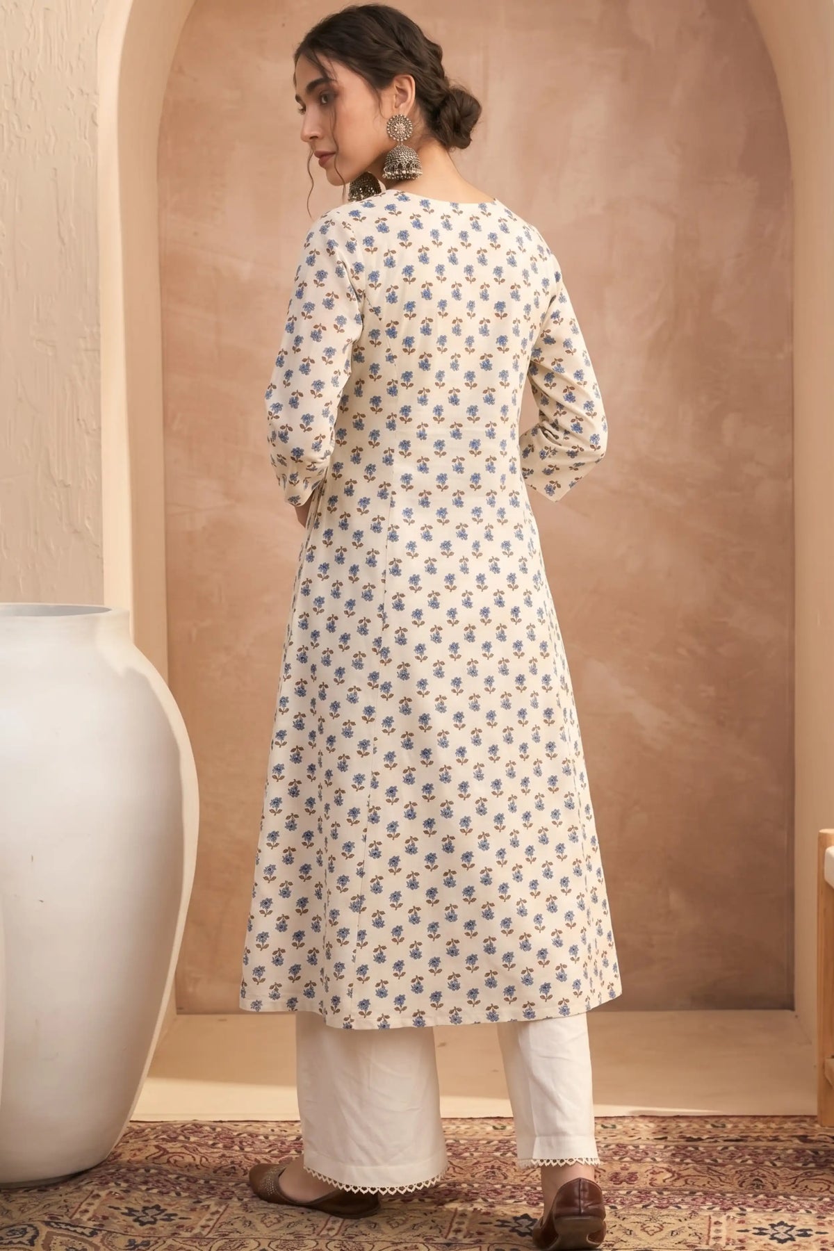Cream Blue A line kurta With Pocket